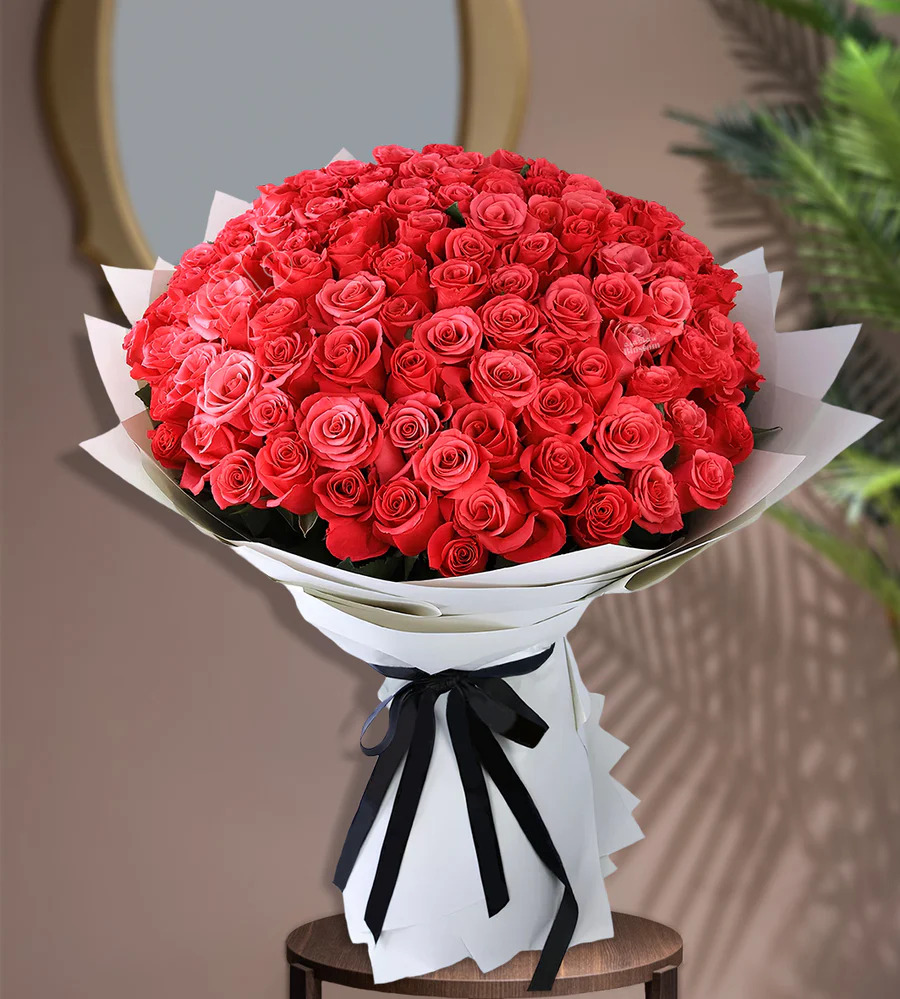 100 Red Roses Bouquet