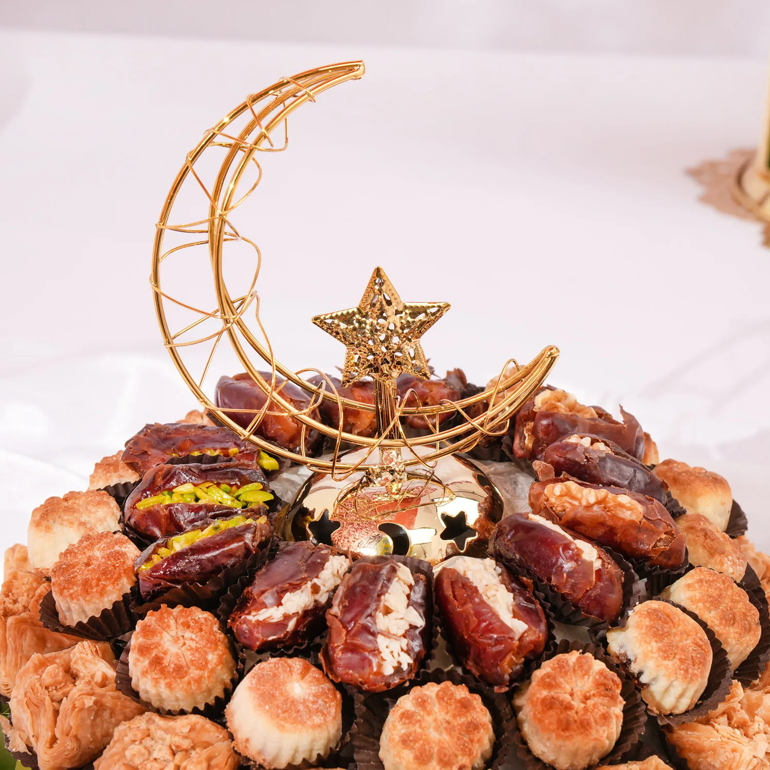 ramadan-sweets-and-dates-platter_3