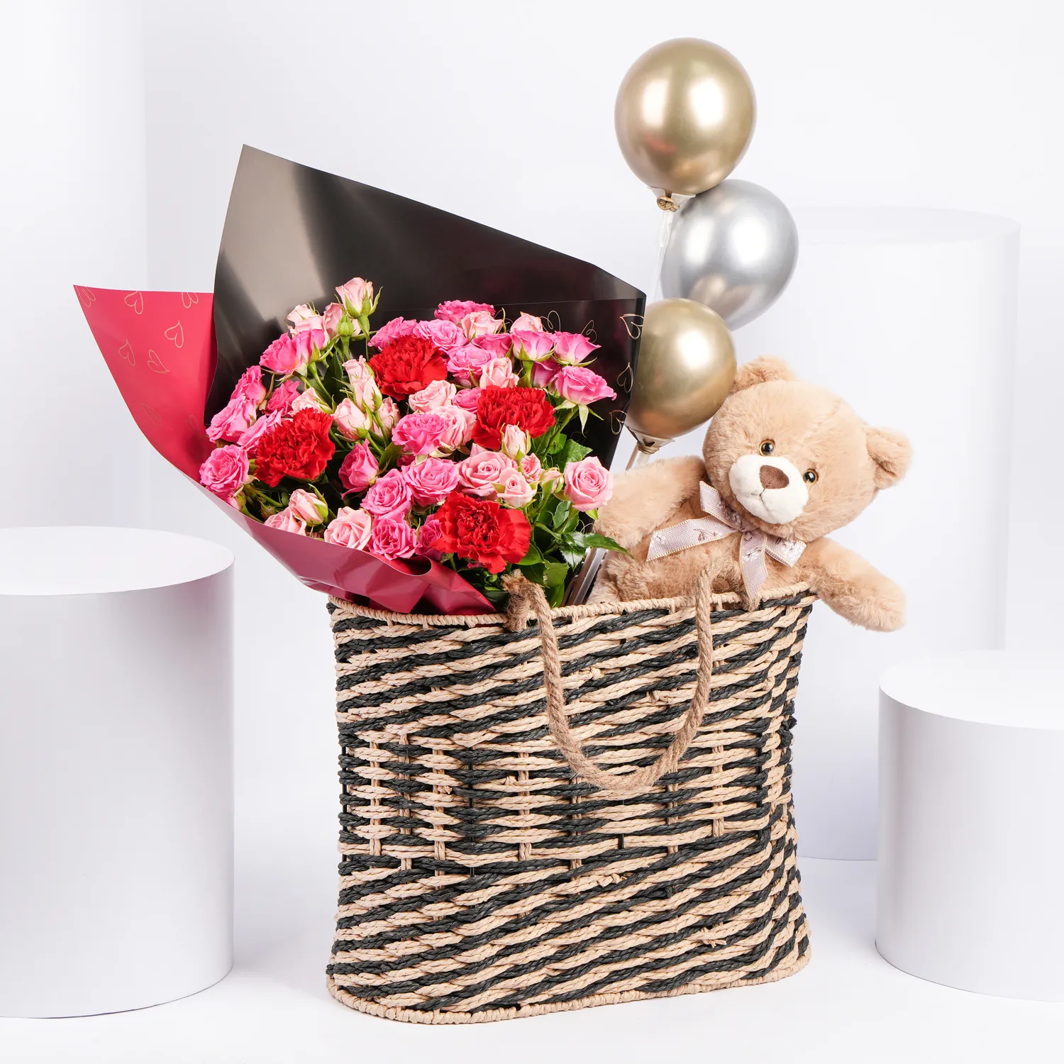 roses-with-teddy-and-balloons-in-a-basket_1