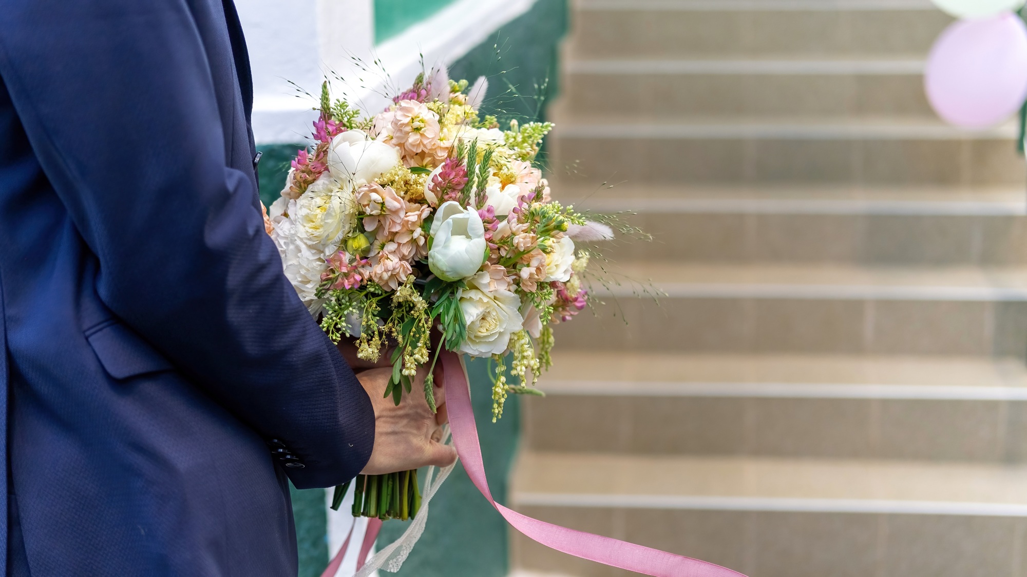order-wedding-bouquet-online-dubai